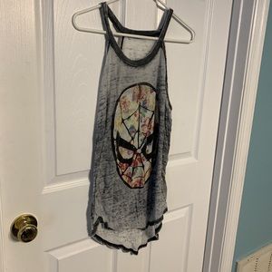 woman’s tank top